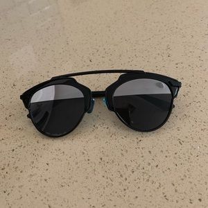 Two toned sunglasses